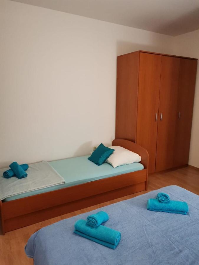 Apartments Sretna 格拉达茨 外观 照片
