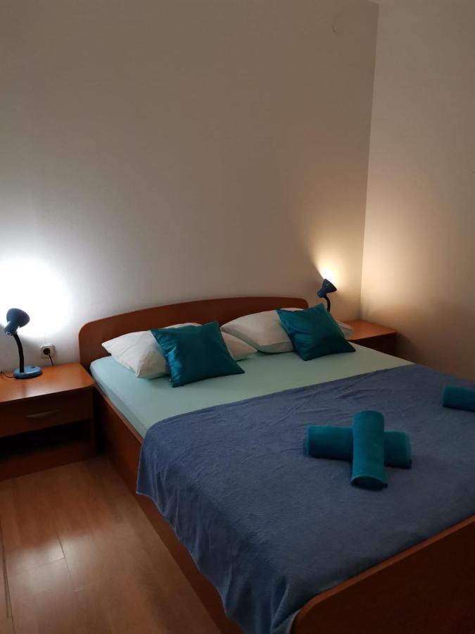 Apartments Sretna 格拉达茨 外观 照片